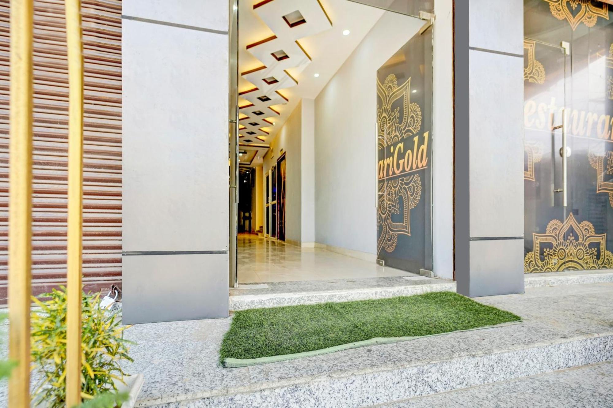 Super Townhouse Anisabad Near Mahavir Sansthan Khagaul Exteriör bild