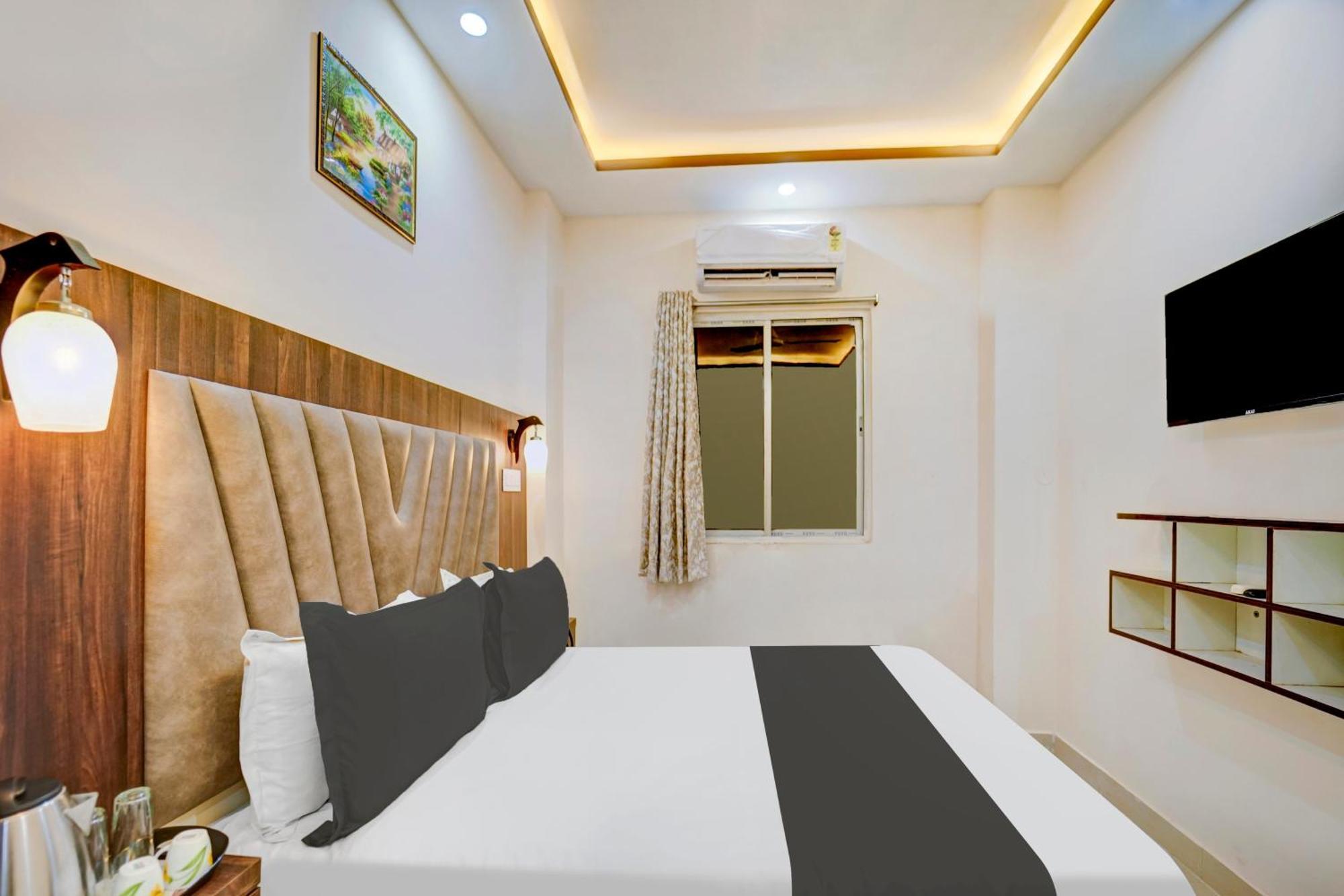 Super Townhouse Anisabad Near Mahavir Sansthan Khagaul Exteriör bild