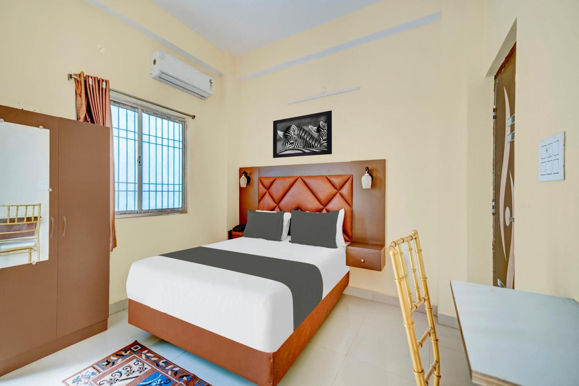 Super Townhouse Anisabad Near Mahavir Sansthan Khagaul Exteriör bild